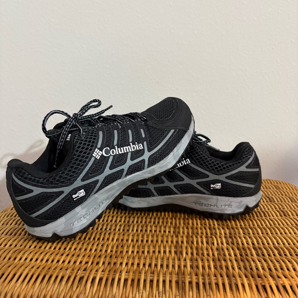 Columbia Women’s Black Athletic Shoes